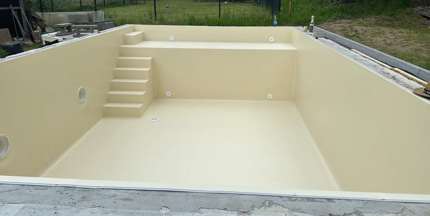 Schwimmbadbau von Folienverlegung Hirschmann